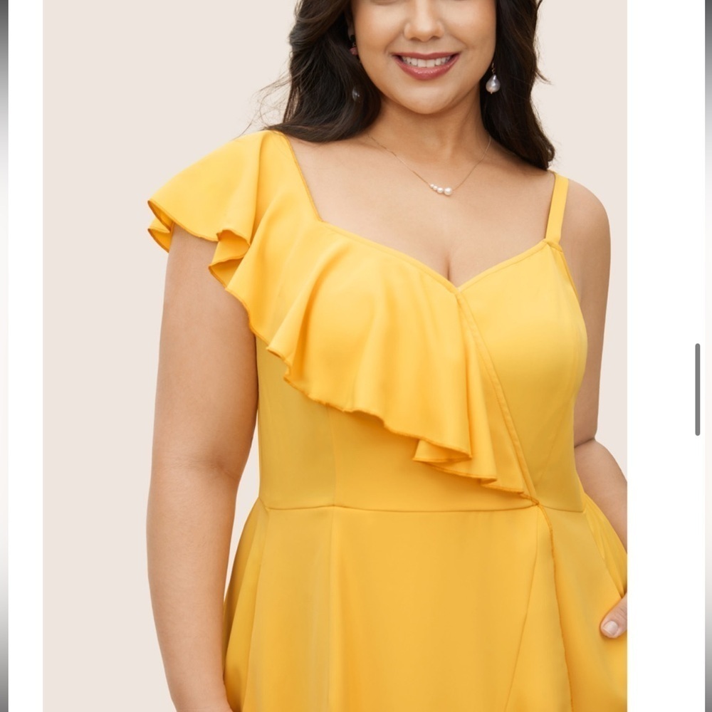 BloomChic Citrus Solid Ruffle Trim Surplice Neck Dress - Picture 3 of 8